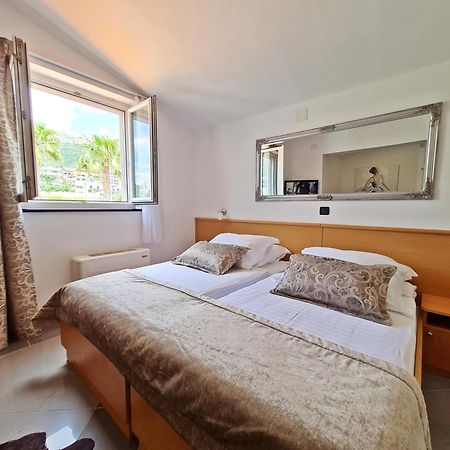 Hotel Sunce Podstrana Oda fotoğraf
