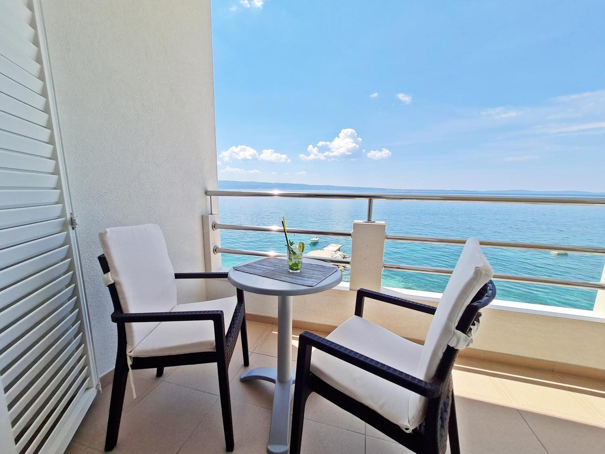 Hotel Sunce Podstrana Oda fotoğraf