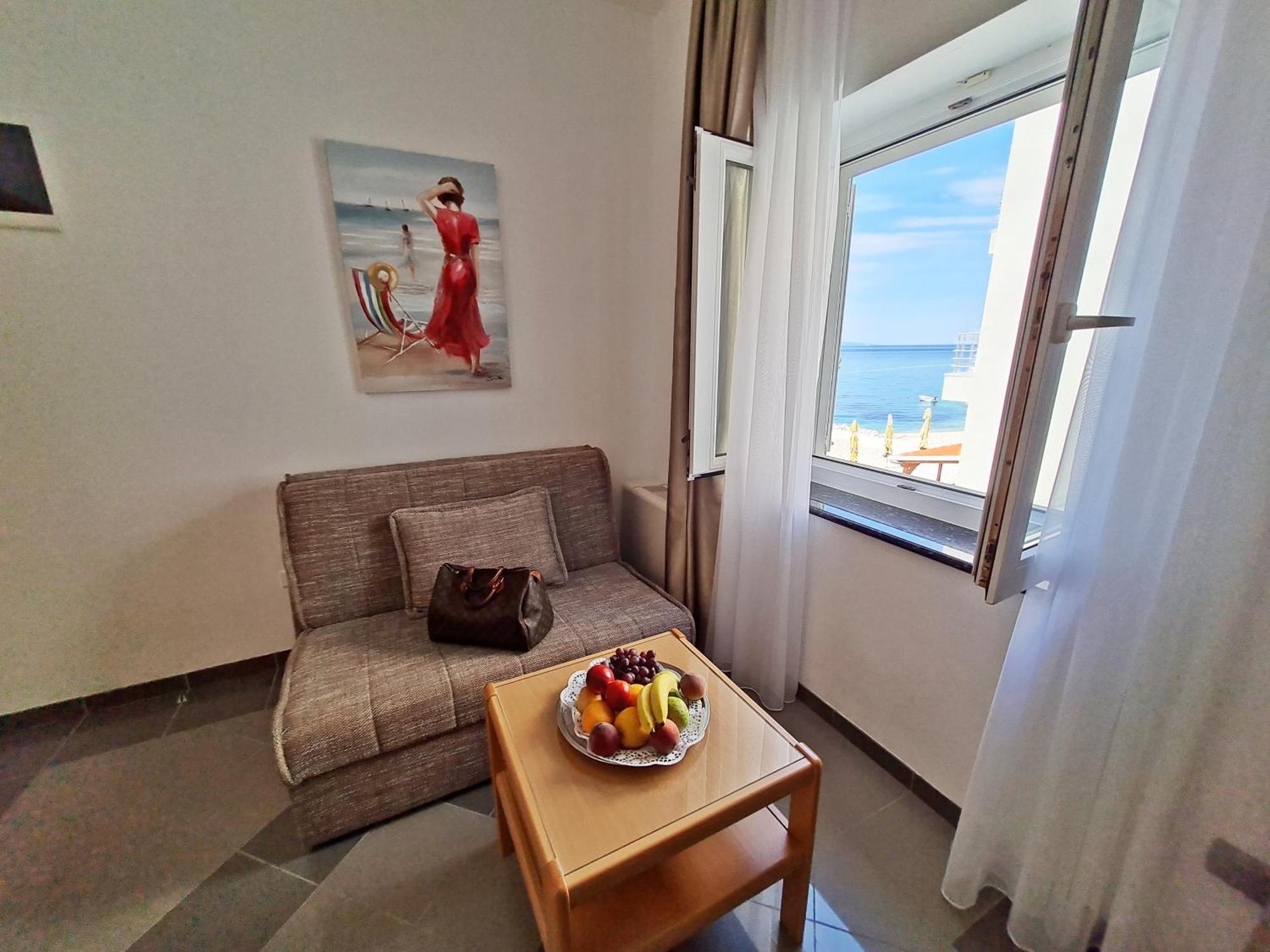 Hotel Sunce Podstrana Oda fotoğraf